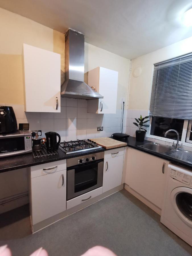 Neat Double Room London Bagian luar foto