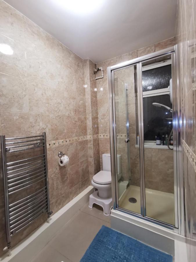 Neat Double Room London Bagian luar foto